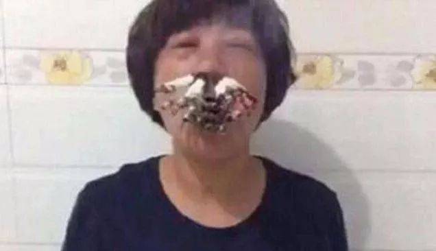 无限臀山梦箩 如同连绵起伏的臀山山峦