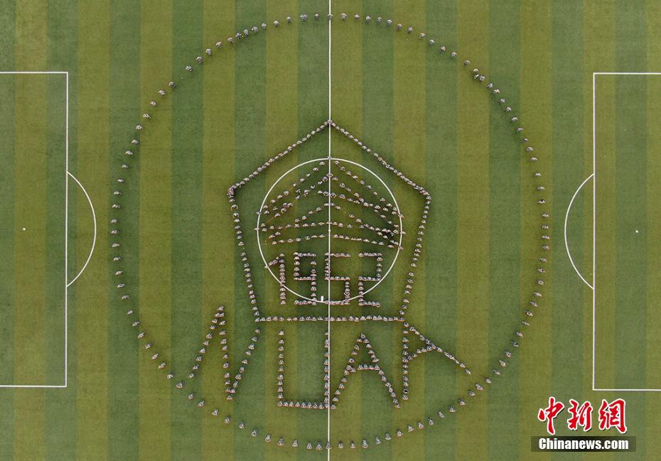 19r里番 里番我非常乐意为你提供帮助