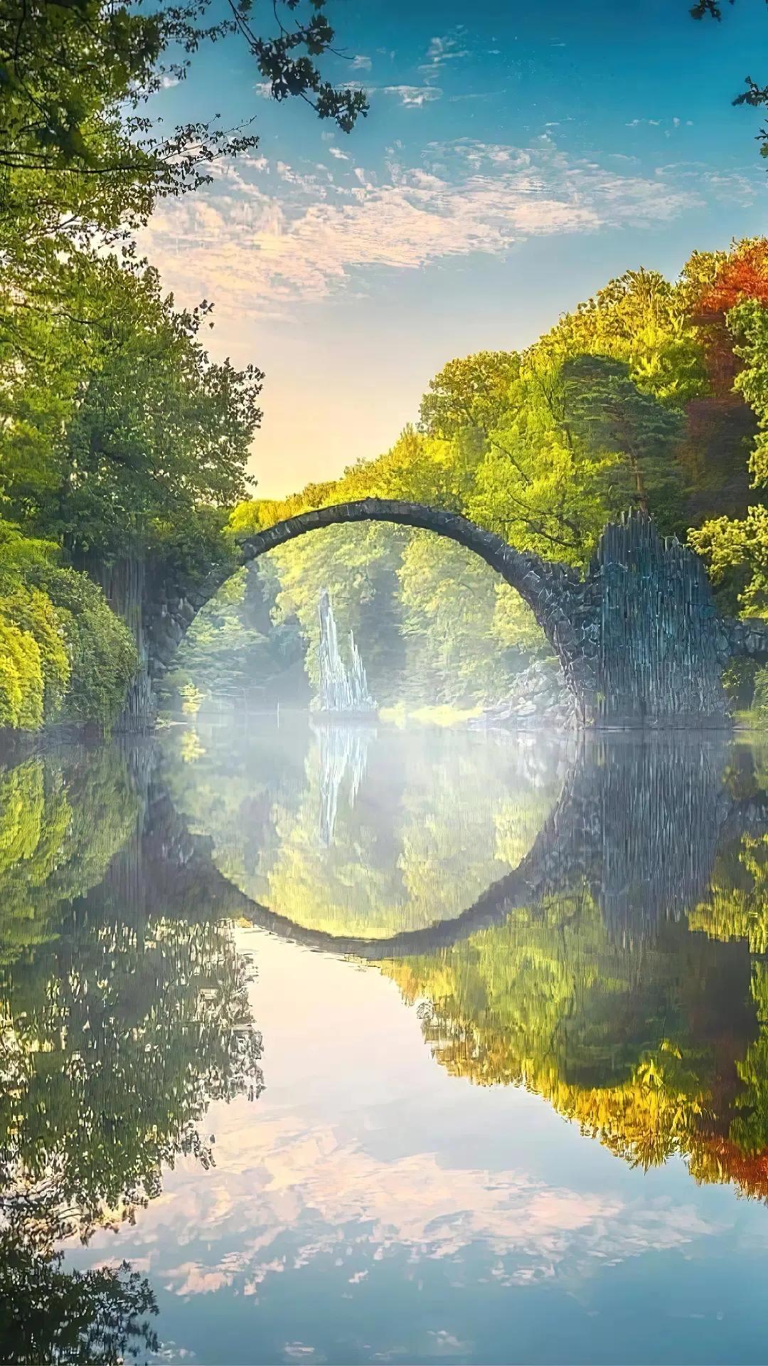 目黑惠 目黑惠饰演男主角“佐仓想”