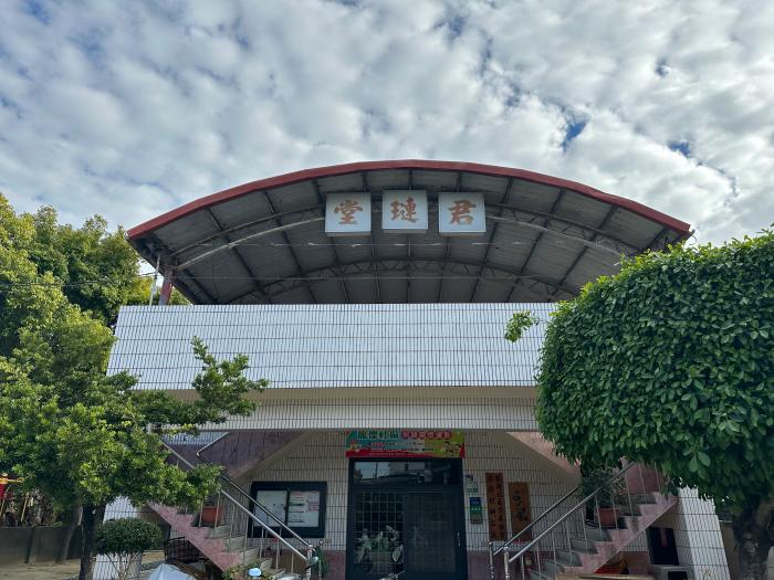 暗网禁区小女 我还没有学会回答这个问题