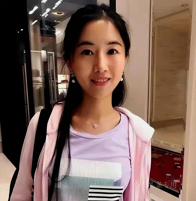 电话情节 电话情节错过的电话情节爱情