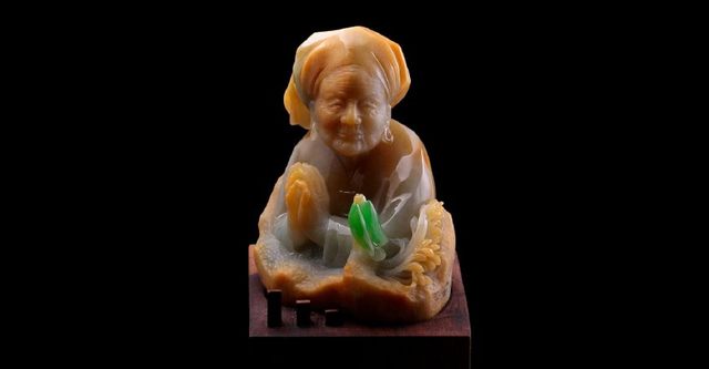 美女被男生摸胸 保留证据：如有必要