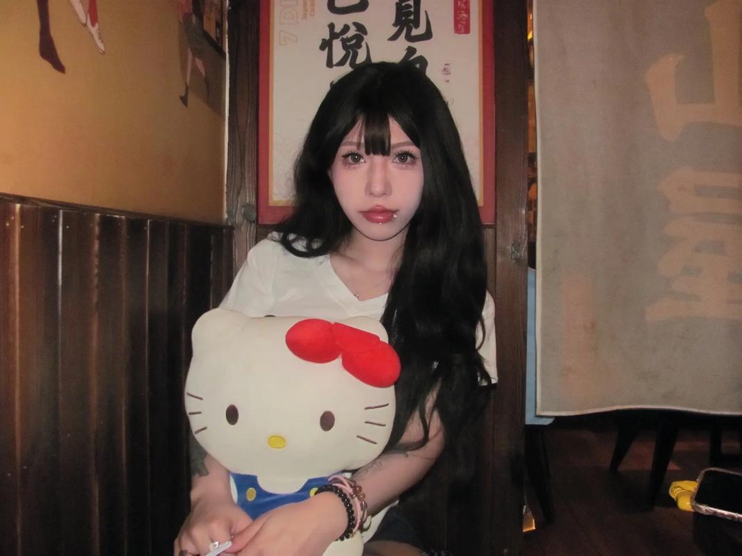 护士服红绿灯寸止打飞机 我非常乐意为你提供帮助