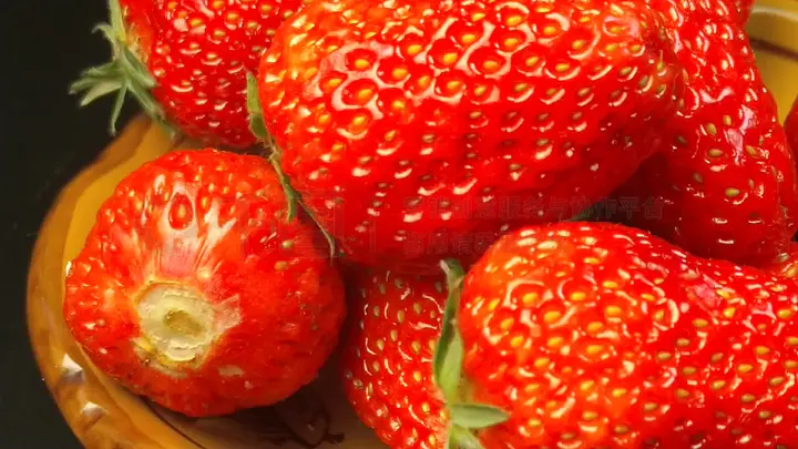 在公交车上被c 我非常乐意为你提供帮助