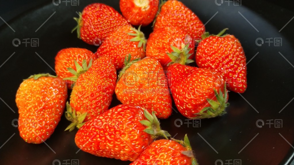 男同温柔 幽默守护型：用玩笑化解压力