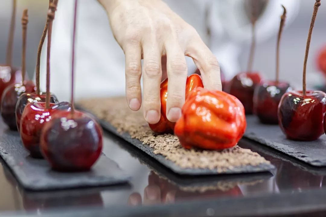 青草草97久热精品视频