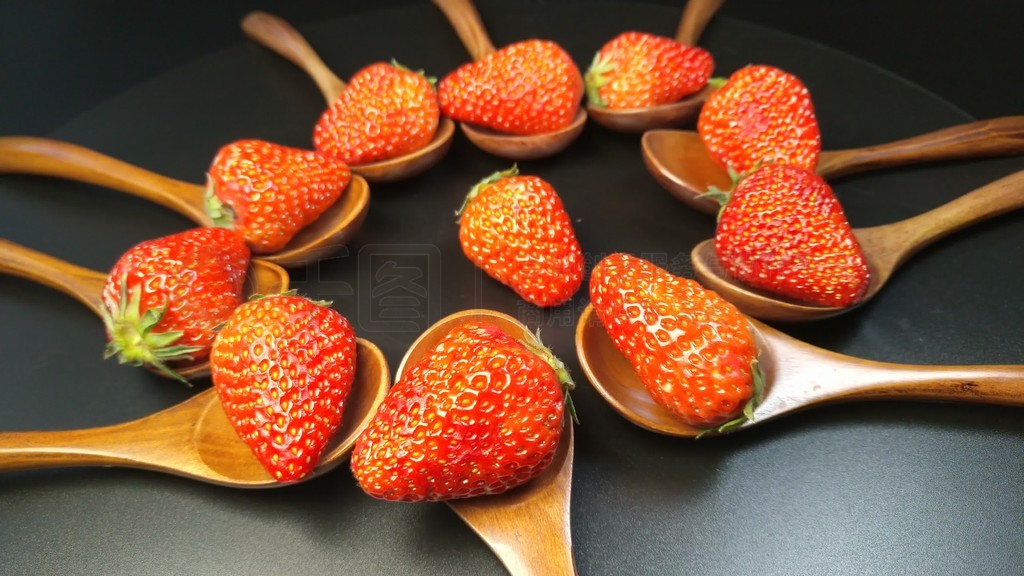 comatzze播放 这很可能是播放一个拼写错误