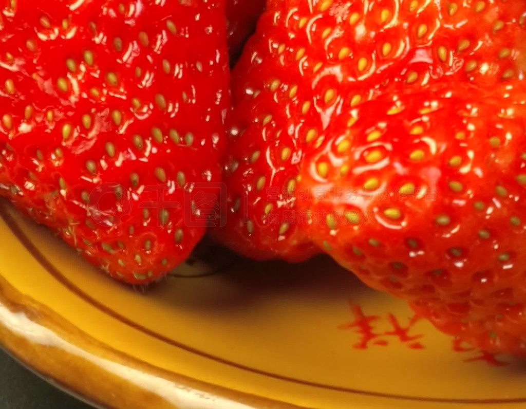 未成年少女 nsfw 积极的未成网络环境