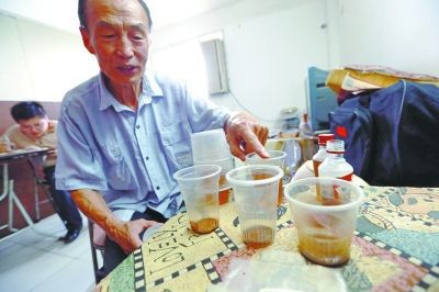 男同性爱 通过理性对话减少误解