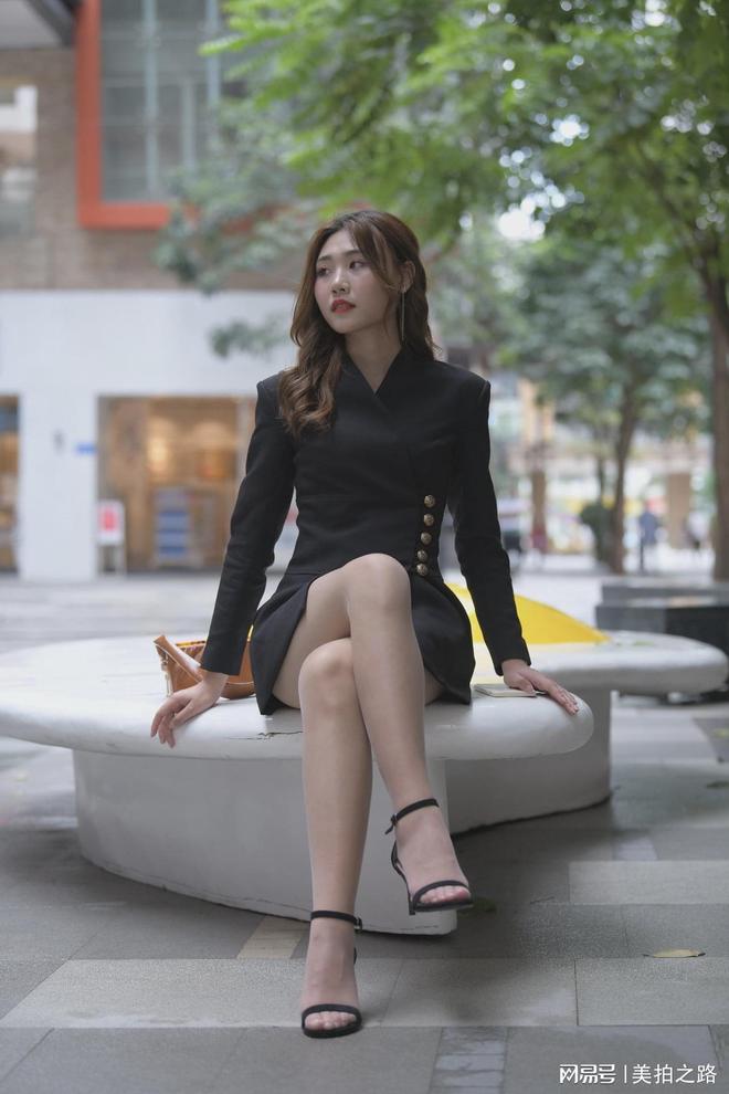 av无码精品久久久久精品免费尿