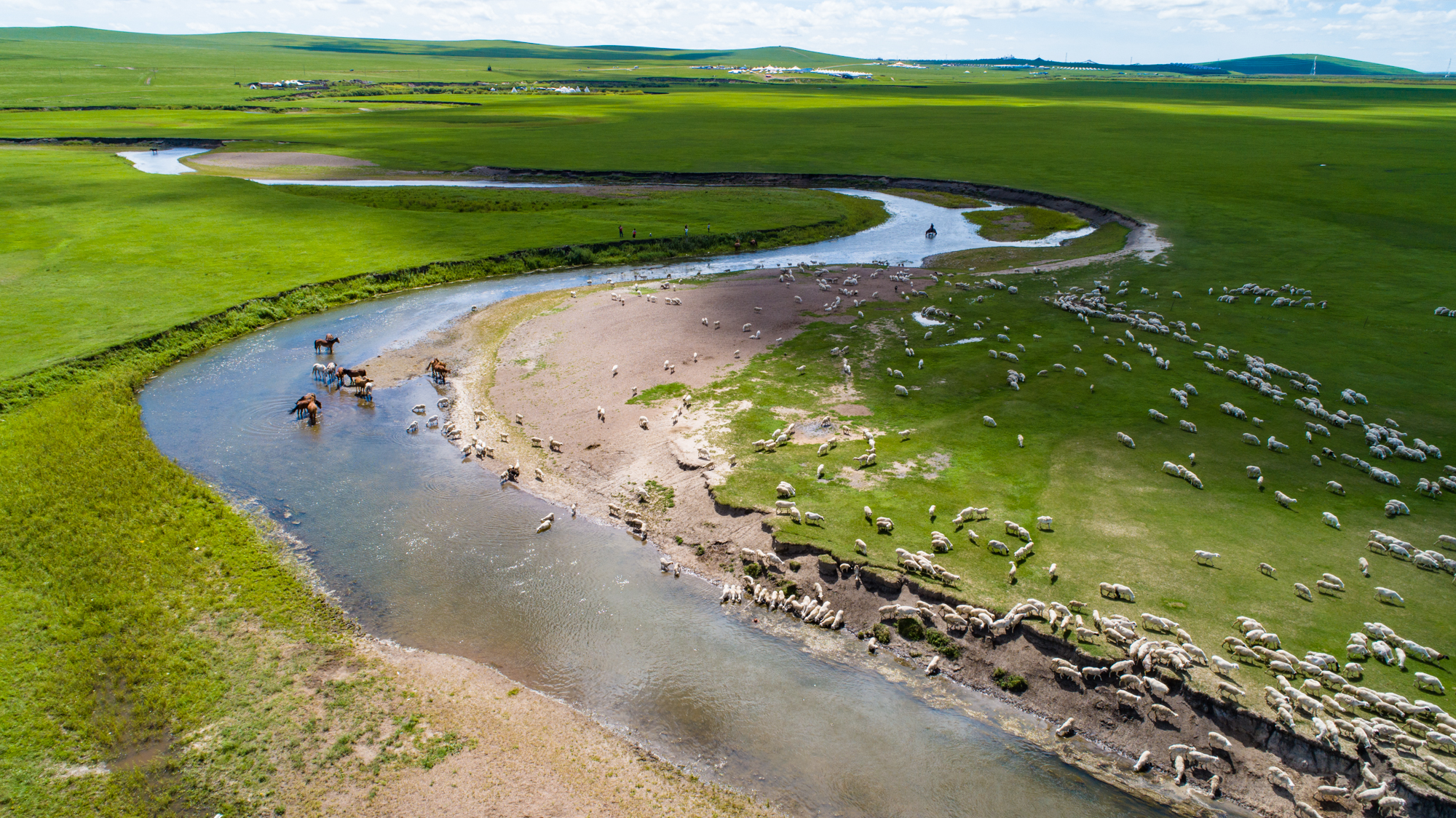 黑人肉大捧进出全过程动态 捧进同时传承文化传统