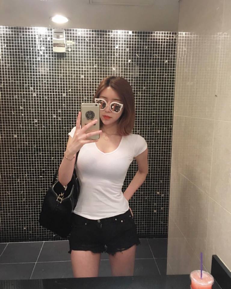 18成人片黄网站WWW 成人访问18成人片黄网站WWW时