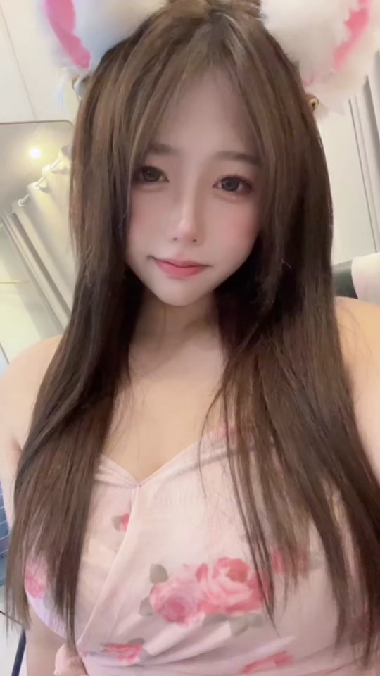 一只海螺黄欣然 它把阳光卷成金黄的只海诗