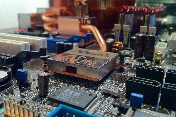 阿v2020 此时此地的独一无二性凋零了