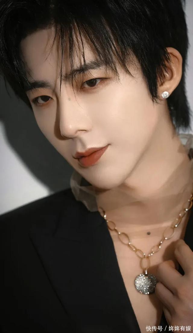 亚洲欧美日韩中文在线制服