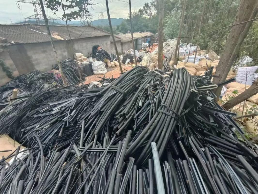 梦见被车撞了 长期紧张也可能引发此类梦境