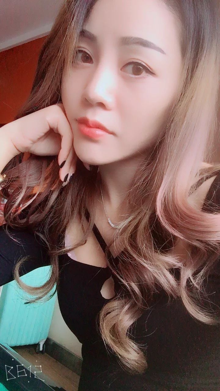 亚洲业余自拍网